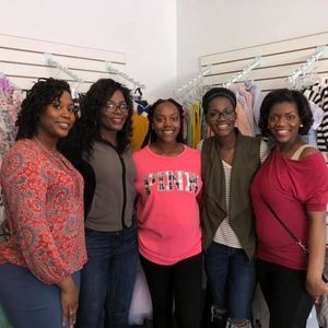 Meet your Posher, Joy